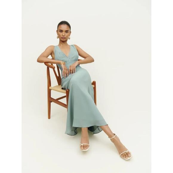 NEW Reformation Green Rosalind Halter Plunge V Cocktail A Line Maxi Dress Size 2 - Picture 1 of 11
